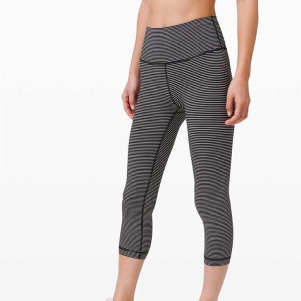 Lululemon Wunder Under Crop (High-Rise) Full-On Luxtreme Hype Stripe Black White